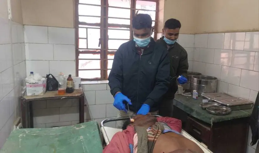 Narayanpur Accident: बड़ी अनहोनी, नारायणपुर में बाइक सवारों का दर्दनाक हादसा, रिश्तेदार के घर जाने से पहले ही बिछी सड़क पर खून