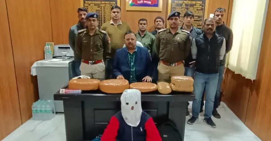 Ranchi Raid: तस्करी, अल्लेप्पी एक्सप्रेस में गांजे की बड़ी खेप पकड़ी गई, ओडिशा से झारखंड आ रहा था 6.5 लाख का माल, आरपीएफ की सर्जिकल स्ट्राइक