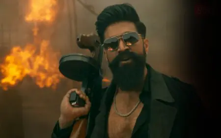 Toxic Dispute: यश की फिल्म 'टॉक्सिक' पर भारी संकट, टीजर में अश्लीलता का आरोप, AAP ने महिला आयोग में की शिकायत