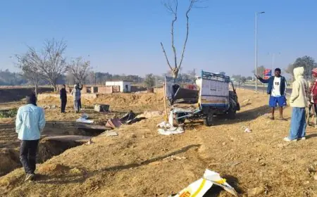 Gumla Accident: तिलकुट बेचने निकले थे, गुमला में डंपर ने पिकअप को रौंदा, 4 की मौके पर ही मौत, सड़क पर बिछ गई लाशें