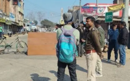 Khunti Shut: चक्का जाम, सोमा मुंडा हत्याकांड पर भड़का आक्रोश, खूंटी में दिखा झारखंड बंद का रौद्र रूप, सड़कों पर पसरा सन्नाटा