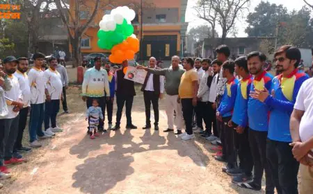 Cable-Town Cricket: केबुल टाउन में यादों का महाकुंभ, राजू झा और देवेश सिंह की स्मृति में मैदान पर चौके-छक्कों की बरसात, 'ओल्ड इज गोल्ड' ने रचा इतिहास