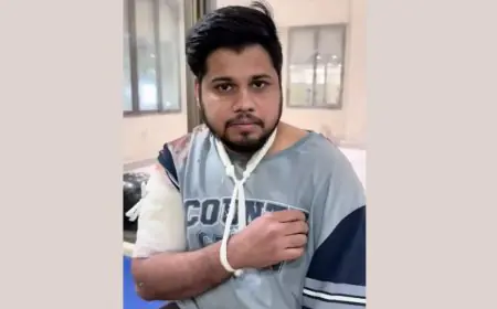 Seraikela Stabbing: कपाली में बीच-बचाव करना युवक को पड़ा भारी, बुजुर्ग को बचाने दौड़े आदिल के पेट में घोंपा चाकू, टीओपी चौक पर मची अफरा-तफरी