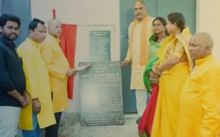 Chandkhuri Jayanti: विधायक ललित चंद्राकर ने चंदखुरी में किया 12 लाख के सामाजिक भवन का लोकार्पण, माँ परमेश्वरी जयंती पर देवांगन समाज के बीच मोदी की गारंटी का गूँजा नाम