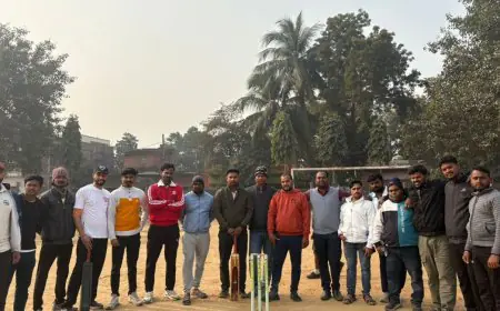 Baridih Cricket: हरि मैदान में महाकाल की टीम का तांडव, आनंद बिहारी दुबे ने किया मैच का आगाज़, फ्रेंड्स यूनिटी क्लब के टूर्नामेंट में ब्रदर्स 11 चित