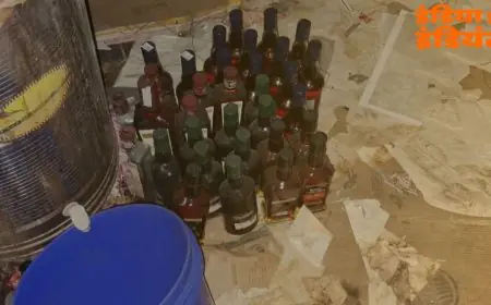 Deoghar Raid: तिलोना गांव में चल रही मिनी शराब फैक्ट्री का पर्दाफाश, 15 लाख का माल जब्त, मंटू यादव के 'जहरीले' साम्राज्य पर विभाग का सर्जिकल स्ट्राइक