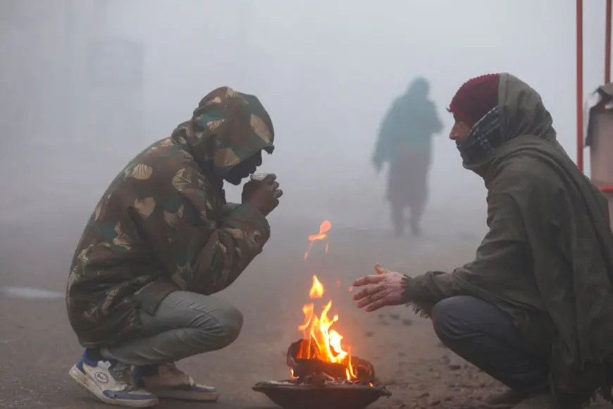 Jharkhand Weather : माइनस डिग्री, झारखंड में कड़ाके की ठंड का टॉर्चर, मैक्लुस्कीगंज में जमा खून, 13 जिलों में येलो अलर्ट जारी