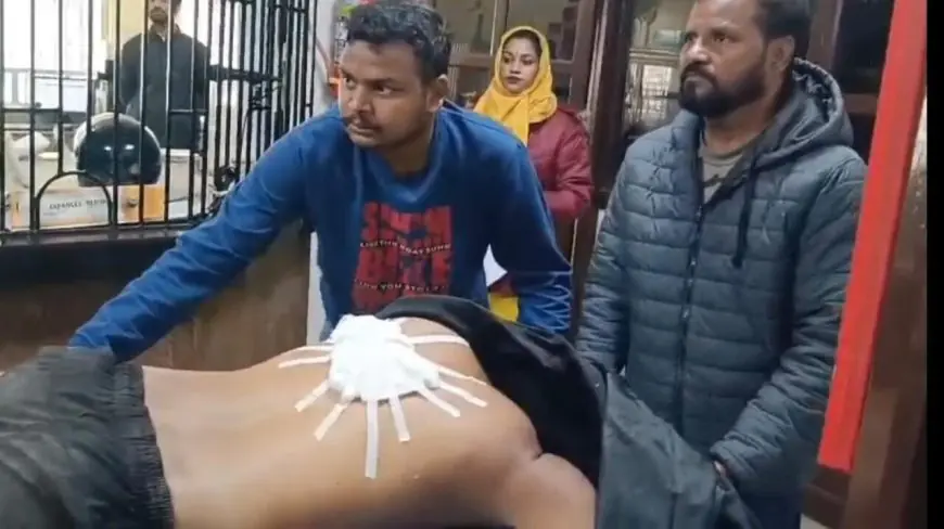 Palamu Shootout: दहशत का तांडव, पलामू में पूर्व मुखिया पर ताबड़तोड़ फायरिंग, दुकान में घुसकर बरसाईं गोलियां, दो को लगी गोली