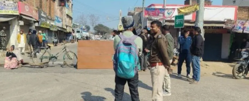 Khunti Shut: चक्का जाम, सोमा मुंडा हत्याकांड पर भड़का आक्रोश, खूंटी में दिखा झारखंड बंद का रौद्र रूप, सड़कों पर पसरा सन्नाटा