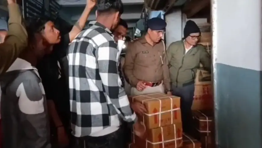 Sakchi Cleanup: टीन शेड और मछली मार्केट में पुलिस का बड़ा छापा, 3 ऑटो भरकर पकड़ा गया नशा, युवाओं ने ऐसे किया ड्रग सिंडिकेट का पर्दाफाश