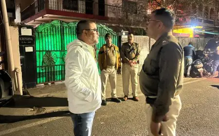 Ranchi Tragedy: न्यू एजी कॉलोनी में सामूहिक आत्महत्या की कोशिश, सीए बेटे की मौत और हाई कोर्ट की वकील मां-बेटी गंभीर, राजधानी में पसरा सन्नाटा