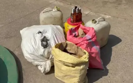 Dhanbad Raid: पलानी गांव में नकली शराब फैक्ट्री का भंडाफोड़, सुबह 6 बजे उत्पाद विभाग की टीम ने घर में मारा छापा, एक गिरफ्तार