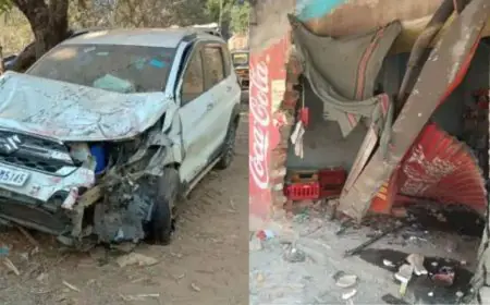 Jadugora Crash: नशे में धुत कार चालक ने होटल का शटर फाड़कर अंदर घुसा दी गाड़ी, मुर्गाघुटू चौक पर आधी रात को मची अफरा-तफरी, एयरबैग ने बचाई जान