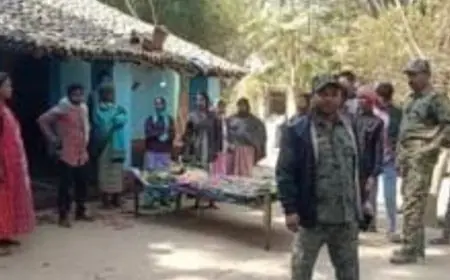 Chaibasa Horror: डायन बताकर मां और 2 माह के मासूम को पेट्रोल से जिंदा जलाया, 12 आरोपियों ने थाने में किया सरेंडर