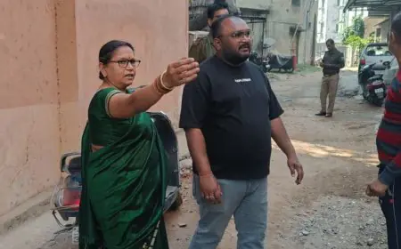 Sakchi Snatching: काशीडीह में पूजा करने जा रही महिला से दिनदहाड़े चेन की लूट, बाइक सवार बदमाशों ने मंदिर के सामने डाला डाका