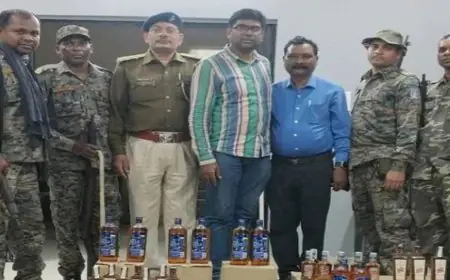 Bagbera Raid: जटाझोपड़ी में शराब माफिया का अड्डा ध्वस्त, पुलिस को देख छत से कूदा तस्कर मुनमुन दास, 80 लीटर विदेशी शराब बरामद