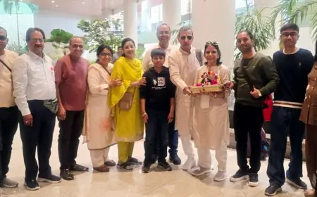 Khatu Darshan: जमशेदपुर के श्याम भक्तों ने खाटू धाम में गाड़ा झंडा, खुद के हाथों से बने निशानों संग पहुंचे राजस्थान, फागुन मेले में मचेगी भारी धूम