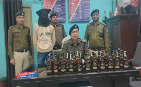 Ranchi Raid: आरपीएफ का 'ऑपरेशन सतर्क' सफल, पाटलिपुत्र एक्सप्रेस के AC कोच में मिला शराब का जखीरा, रांची से बिहार जा रही खेप पकड़ी गई