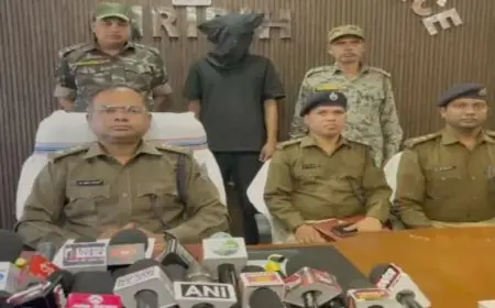 Giridih Arrest: आजाद नगर फायरिंग कांड का छठा आरोपी गिरफ्तार, हर्ष श्रीवास्तव के पास से पिस्तौल बरामद, SIT ने ऐसे दबोचा
