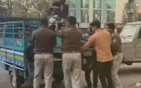 Sakchi Road Crash: साकची में पिकअप वैन का तांडव, स्कूटी सवार दंपती को रौंदा, महिला को 2 मीटर तक घसीटा, टीएमएच में जिंदगी की जंग