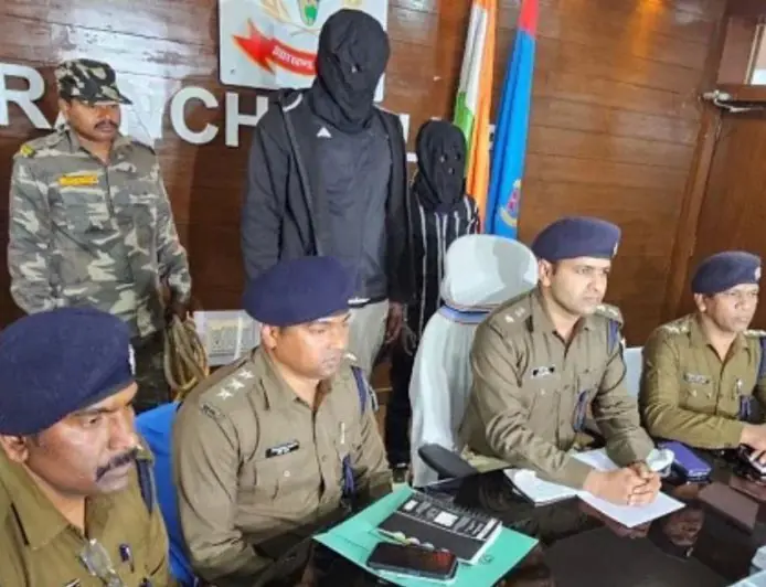 Ranchi Raid: 12 लाख की ब्राउन शुगर जब्त, सासाराम से जहर लेकर आए दो तस्कर बस स्टैंड पर दबोचे गए, एसएसपी की गुप्त सूचना पर बड़ी कार्रवाई