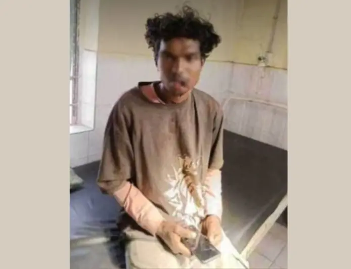 Chaibasa Horror: ससुराल पहुंचते ही साले ने काटा खूनी गदर, बीच-बचाव करने आए चचेरे भाई की चाकू मारकर हत्या, जीजा की हालत बेहद नाजुक