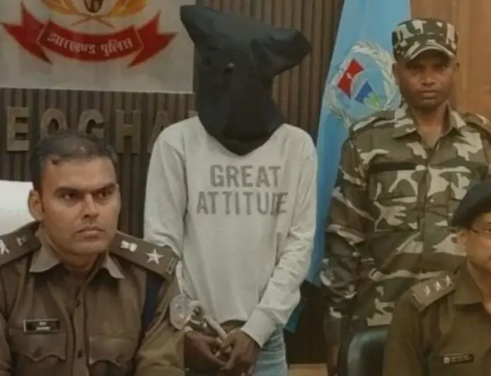 Deoghar Bust : देवघर में 50 लाख का ब्राउन शुगर बरामद, जसीडीह में आसनसोल का बड़ा सप्लायर दबोचा, रेलवे टिकट से खुला नशे का रूट