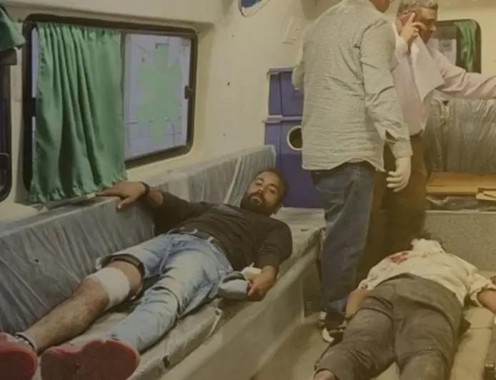 Giridih Firing: बक्सीडीह रोड पर सरेआम चलीं गोलियां, दो लोगों को लगी गोली, गिरिडीह में दहशत के बीच धड़ाधड़ गिरे दुकानों के शटर