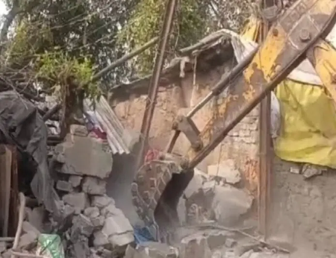 Tatanagar Makeover: टाटानगर स्टेशन के आसपास हटेंगे 400 घर और दुकानें, होली के बाद रेलवे का 'महा-अभियान