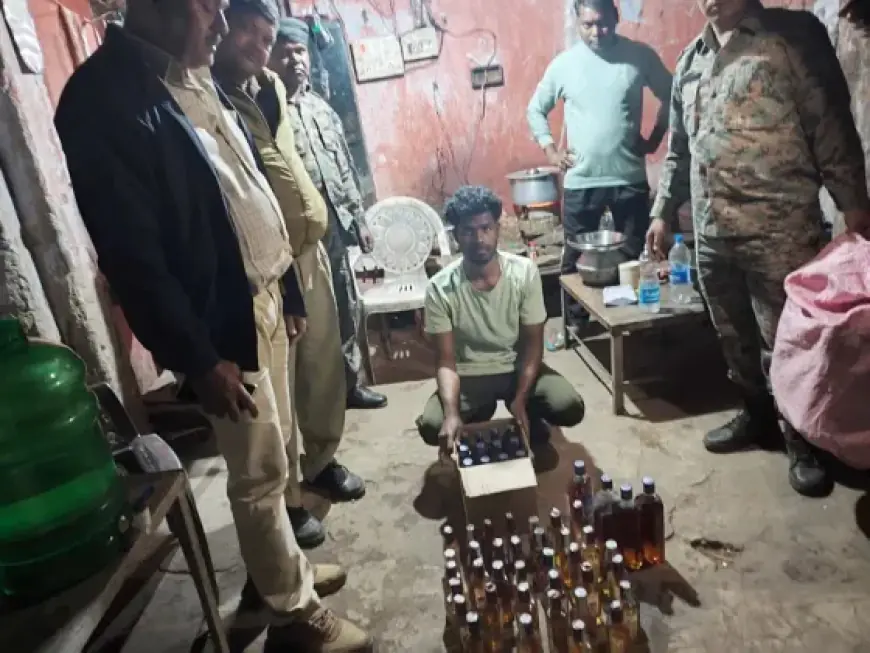 Jamshedpur Raid: सिदगोड़ा में शराब माफिया के अड्डे पर छापेमारी, बाबूडीह ग्वाला बस्ती से भारी मात्रा में विदेशी शराब जब्त, विभाग के एक्शन से मचा हड़कंप