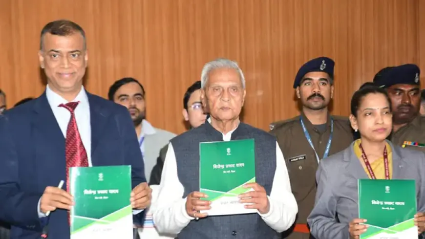 Bihar Budget 2026 : 3.47 लाख करोड़ का ऐतिहासिक बजट पेश, वित्त मंत्री विजेंद्र यादव ने खोले खजाने के द्वार, 1 करोड़ युवाओं को नौकरी और 5 नए एक्सप्रेस-वे का बड़ा एलान