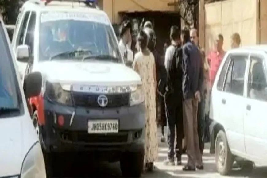 Jamshedpur Arrest: भिखारी बनकर घर में घुसीं महिलाएं, बच्चों की आड़ में कर रही थीं हाथ साफ, भालूबासा में रंगे हाथों पकड़ी गई चोरनियां