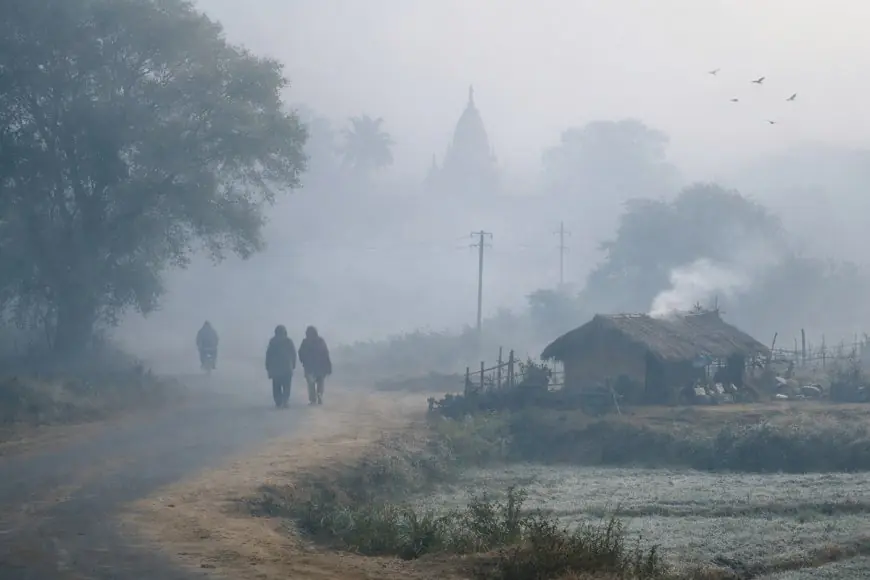 Jharkhand Weather: झारखंड में मौसम का जानलेवा यू-टर्न, सुबह कड़ाके की ठंड और दोपहर में पसीने छुड़ाती गर्मी, अगले 4 दिन संभलकर रहें वरना पड़ सकते हैं बीमार