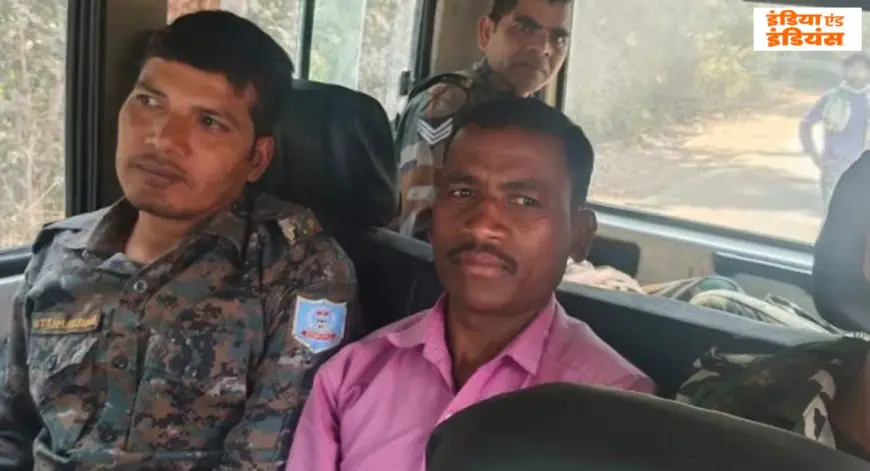 Palamu Trap: 7 हजार की घूस लेते रंगेहाथ धराया सरकारी अमीन, लातेहार अंचल कार्यालय में एसीबी का बड़ा धमाका, ऑनलाइन रसीद के नाम पर मांग रहा था रिश्वत