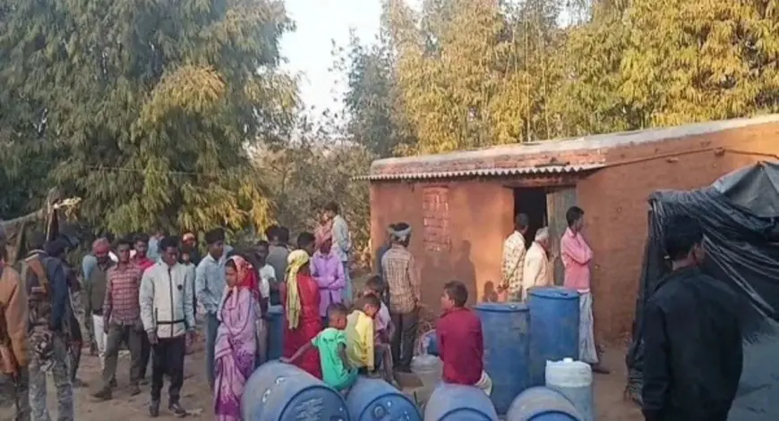 Bokaro Mystery: बोकारो में झाड़ियों के बीच मिला युवक का संदिग्ध शव, इलाके में दहशत का माहौल, पुलिस की फॉरेंसिक टीम ने जुटाए सुराग