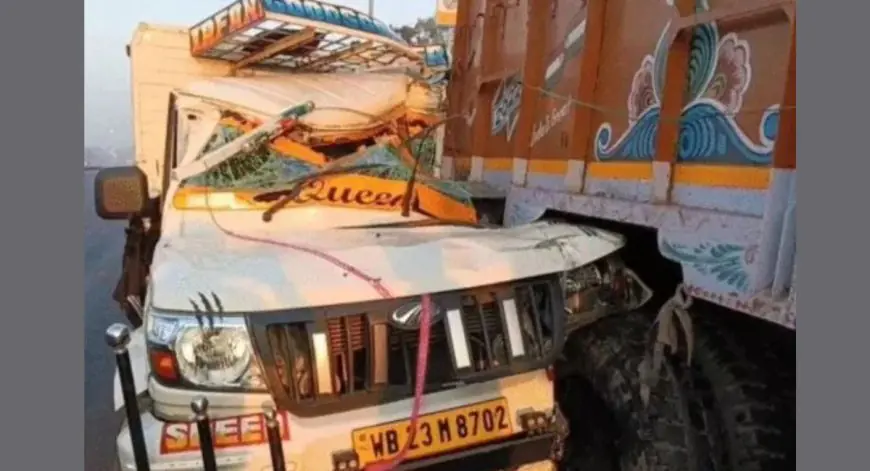 Dhanbad Crash: नेशनल हाईवे पर खड़ा ट्रक बना 'यमराज', सासाराम से मछली लादकर लौट रही पिकअप वैन के उड़े परखच्चे, कोलकाता के आमिर की मौत, 2 की हालत नाजुक