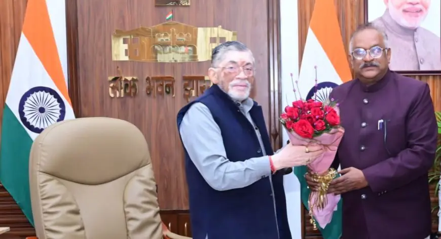 Governor Meet: राजभवन में राज्यपाल से मिले वर्कर्स कॉलेज के प्राचार्य, जमशेदपुर आने का न्योता स्वीकार, बदल जाएगी संस्थान की सूरत और स्मार्ट सुविधाओं से लैस होगा परिसर