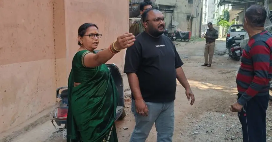 Sakchi Snatching: काशीडीह में पूजा करने जा रही महिला से दिनदहाड़े चेन की लूट, बाइक सवार बदमाशों ने मंदिर के सामने डाला डाका