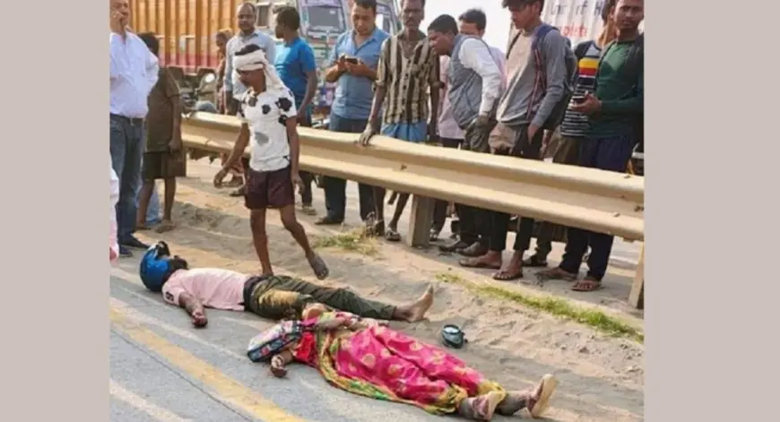 Bahragora Accident: मटिहाना फ्लाइओवर पर काल बनी लापरवाही, खड़े वाहन से टकराई बाइक और उड़ गए परखच्चे