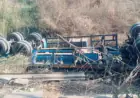 Kapali Accident: डोबो पुल पर मौत का तांडव: बेकाबू होकर पलटा तेज रफ्तार ट्रेलर, मलबे के नीचे दबा चालक
