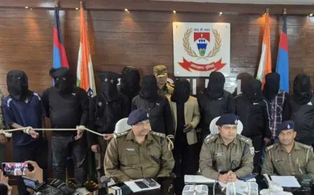 Ranchi Raid: नयासराय में खूनी संघर्ष: फॉर्च्यूनर-स्कॉर्पियो से आए बदमाशों ने की फायरिंग, पुलिस ने 12 को दबोचकर बरामद की फोल्डेबल राइफल