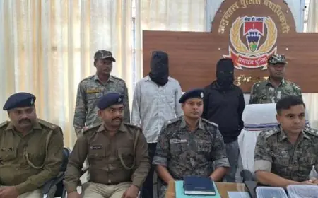 Palamu Arrest:  दरूआ मोड़ पर घेराबंदी कर दबोचे गए दो हथियारबंद युवक, बिना नंबर की बाइक और देशी कट्टा बरामद