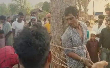 Khunti Mob :  खूंटी में बच्चा चोरी के शक में युवक को पेड़ से बांधकर पीटा, मौत के मुंह से पुलिस ने निकाला, अफवाह ने बना दिया 'हैवान'