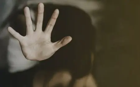 Chaibasa Rape :  हाटगम्हरिया में चचेरे चाचा ने भतीजी की अस्मत लूटी, मोबाइल पर फिल्म दिखाने के बहाने खलिहान में की दरिंदगी