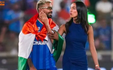 Hardik Pandya Controversy : हार्दिक पंड्या के खिलाफ बेंगलुरु में FIR, जीत के जश्न में नेशनल फ्लैग के अपमान का गंभीर आरोप
