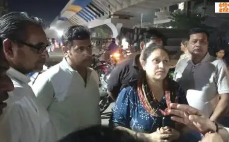 Mango Clash:  मानगो में दुकान कब्जे को लेकर चले लात-घूंसे, 20 लाख की चोरी और दीवार तोड़ने का संगीन आरोप