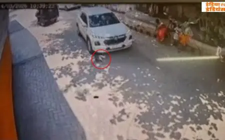 Burmamines Tragedy : जमशेदपुर में भाई का इंतजार कर रहे 3 साल के आरुष को कार ने रौंदा, TMH में मौत