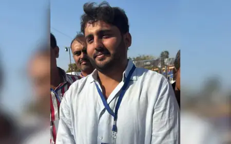 Adityapur Election: आदित्यपुर में डिप्टी मेयर चुनाव का रोमांचक अंत, 1 वोट से पलटी बाजी, मलखान सिंह के भतीजे अंकुर सिंह ने मारी बाजी