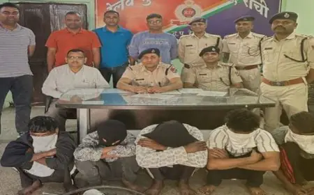 Ranchi Raid: रांची रेल मंडल में केबल काटते 5 शातिर रंगे हाथ गिरफ्तार, आरपीएफ ने खंडहर क्वार्टर में घेराबंदी कर दबोचा