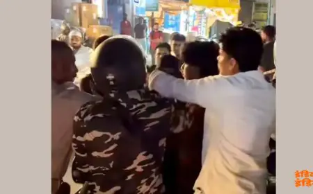 Mango Clash :  जमशेदपुर के मानगो में पेट्रोल पंप के पास दो गुट भिड़े, मोमोज ठेला संचालक से विवाद के बाद मची अफरा-तफरी